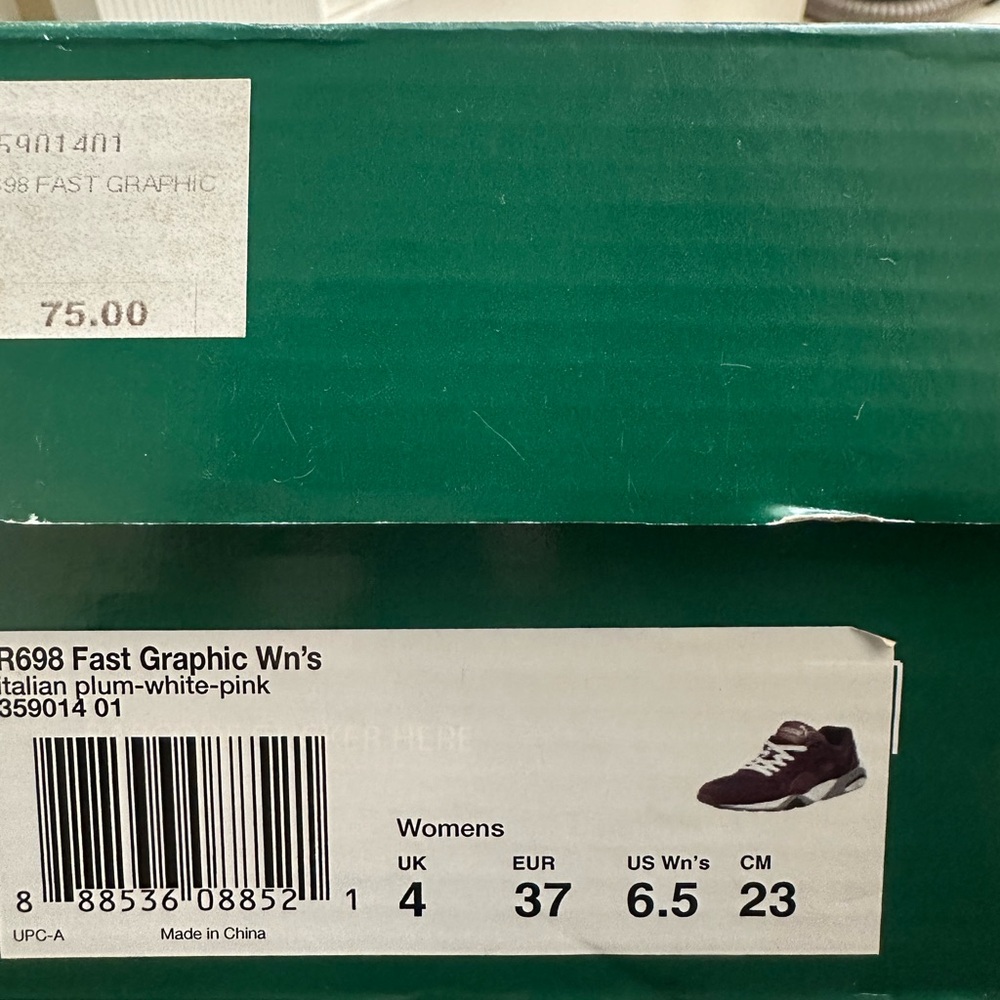 Puma fast graphic women’s sneakers - Picture 2 of 4